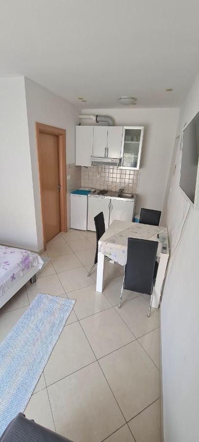 Apartman Scotti Kastela Exterior photo